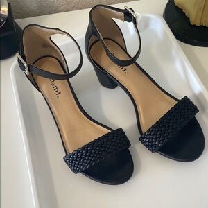 White Mountain Black Woven Sandals